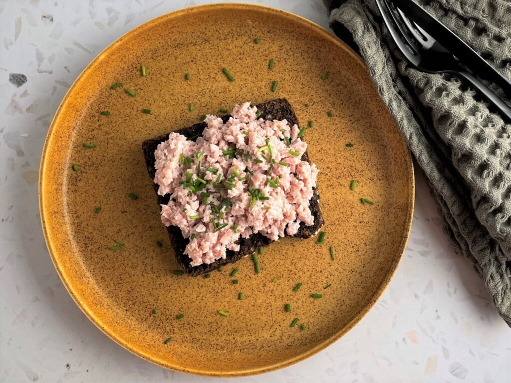 Hjemmelavet skinkesalat